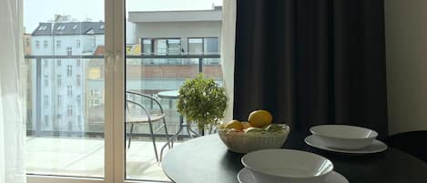 Economy Apartment, Balcony | Soundproofing, iron/ironing board, free WiFi