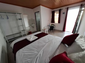 Chambre Double Standard, vue ville