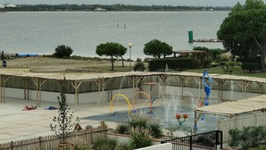 Pool - 3-room apt with AC, wifi, parking, PMR adapted (Le Barcarès)