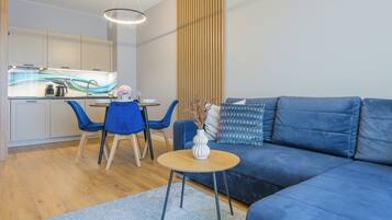 Apartament (21) | Living area | Flat-screen TV