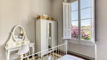 7 sovrum, strykjÀrn/strykbrÀda, wi-fi och sÀngklÀder