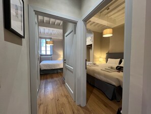 2 chambres, fer et planche à repasser, lit parapluie, Wi-Fi gratuit