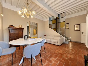 Accommodation - Cosy apartment for 4 people with A/C, WIFI, terrace and panoramic view (Cortona)