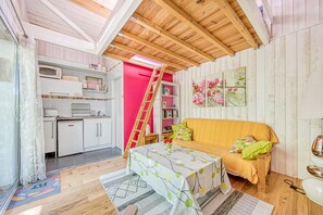 TV, DVD player, stereo