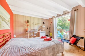 1 bedroom, WiFi, bed sheets