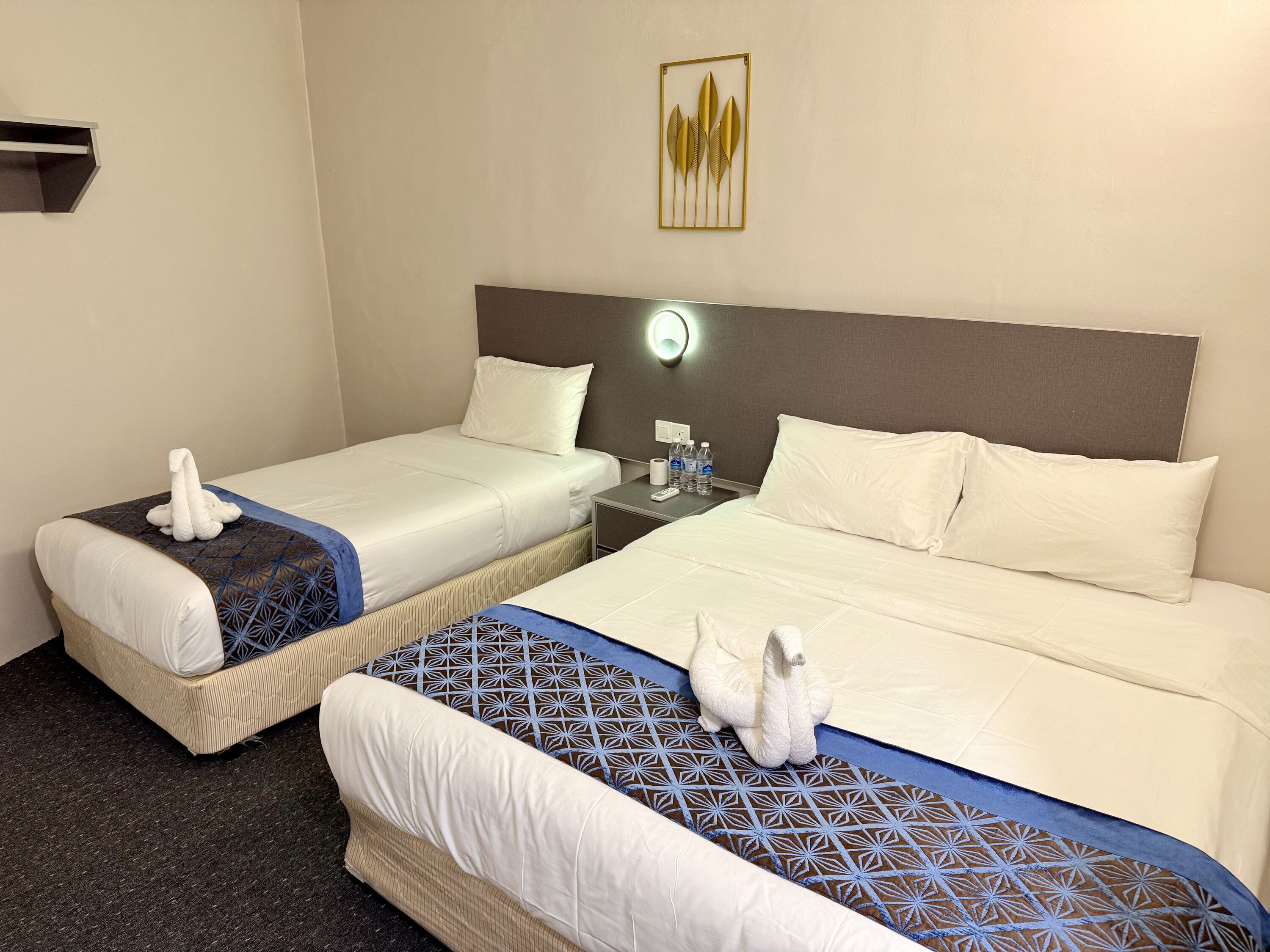 Superior Suite | Premium bedding, free WiFi, bed sheets