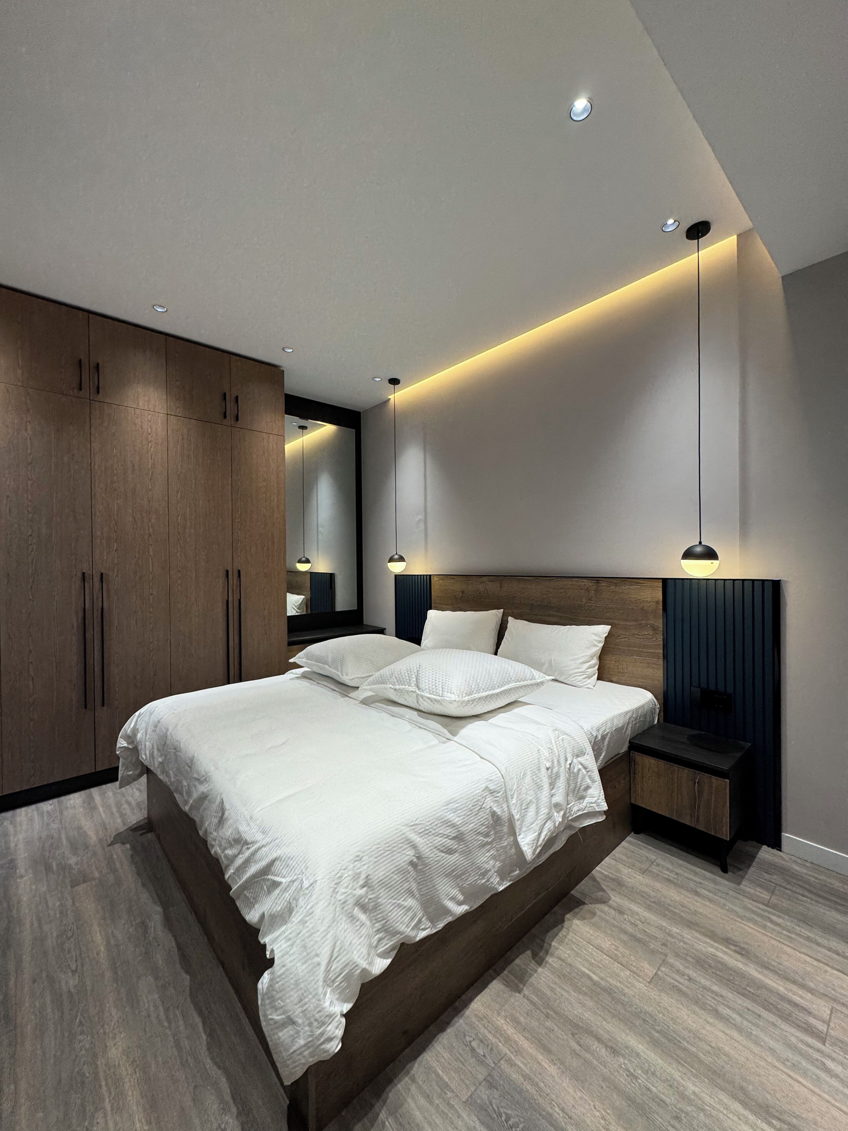 Apartment, City View | Premium bedding, down duvets, Select Comfort beds, in-room safe