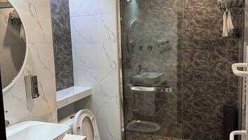 Superior Suite, Mountain View | Bathroom | Hair dryer, bathrobes, slippers, towels