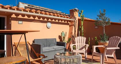 Gîte 'Joli Gîte' with Private Terrace, Wi-Fi and Air Conditioning