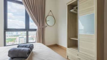 Superior Apartment, 2 Bedrooms, Balcony, City View | Desk, free WiFi