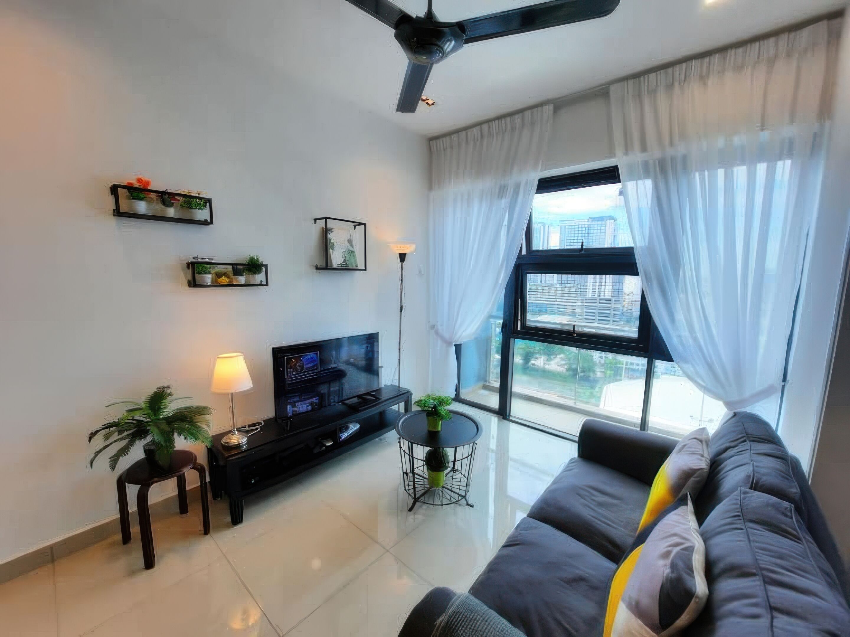 Superior Studio, 1 Queen Bed, Kitchen, City View | Living area | 35-inch TV with cable channels