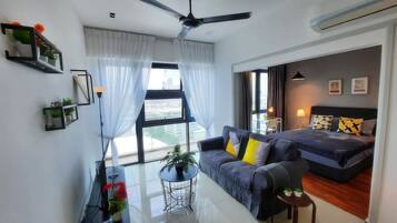 Desk, laptop workspace, free WiFi, bed sheets