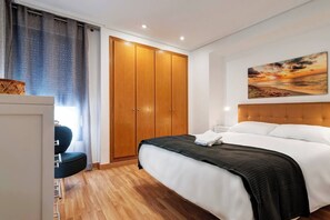 2 bedrooms, iron/ironing board, travel crib, WiFi