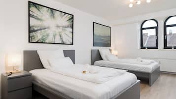 Iron/ironing board, WiFi, bed sheets