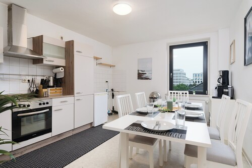 Big groups / Families / Exhibition