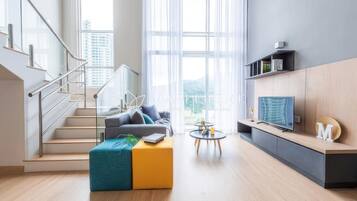 디럭스 아파트, 침실 2개, 발코니, 시내 전망 | 객실에서 보이는 전망