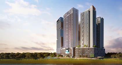 Millerz Square Sky Pool & Ham