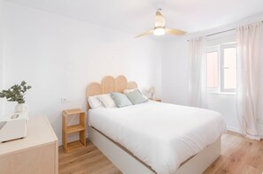 3 bedrooms, iron/ironing board, WiFi, bed sheets - Apartment 'Bilua' with Wi-Fi and Air Conditioning (Luanco)