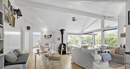 6 bedroom cozy home in Otterup