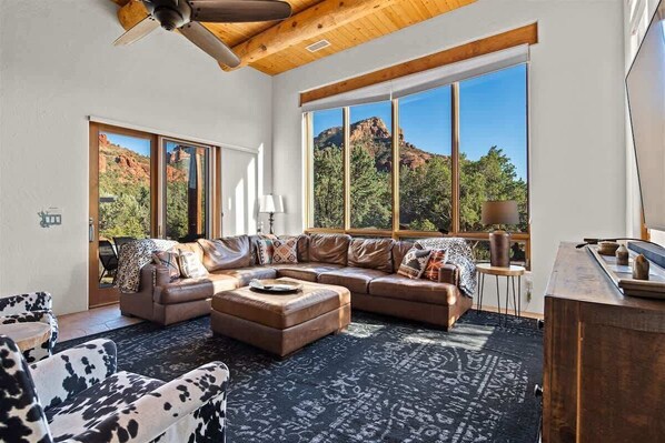 TV, fireplace, offices