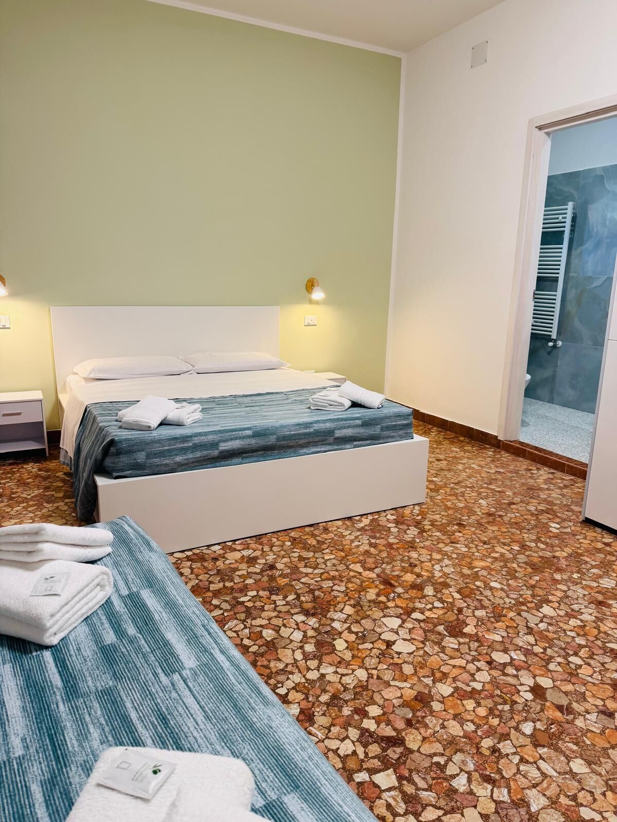 Foto - MMM HOME Train Station 1