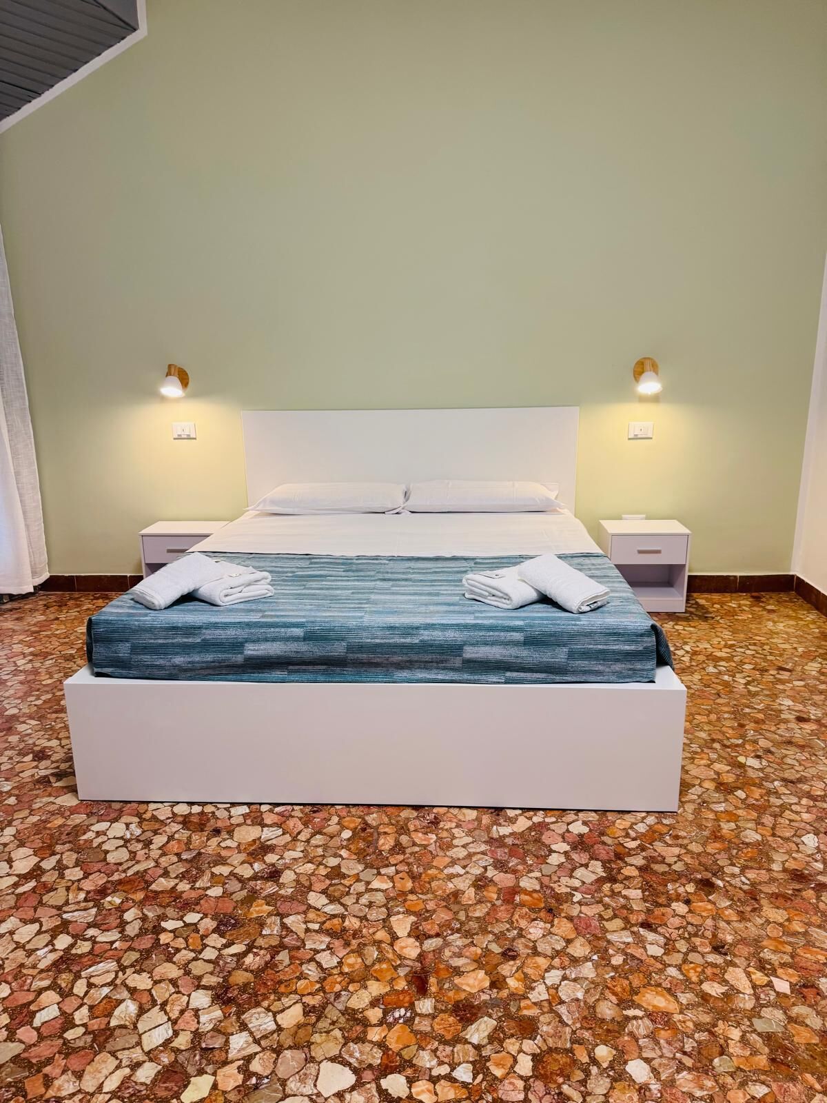 Foto - MMM HOME Train Station 1