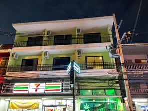 Exterior - Smyrna (Pattaya)