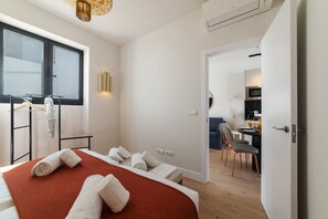 2 bedrooms