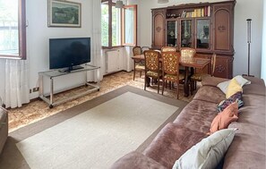 Living area - Lovely apartment in Collesalvetti (Collesalvetti)