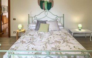 2 Schlafzimmer, Reisekinderbett, kostenloses WLAN
