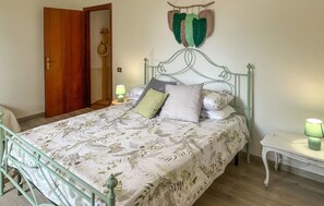 2 camere, culla da viaggio, Wi-Fi gratuito