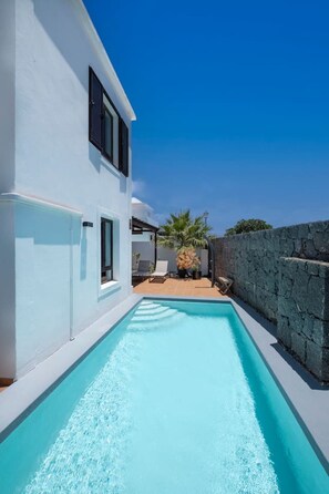 A heated pool - Villa Vero, quiet place, perfect for family (Playa Blanca)