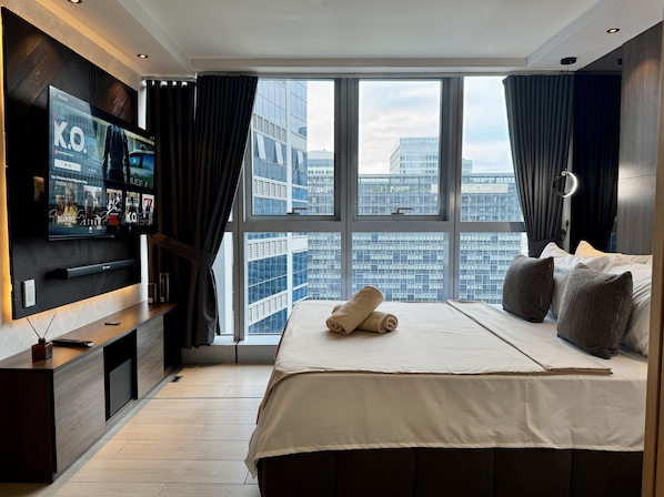 1 bedroom, iron/ironing board, free WiFi, bed sheets