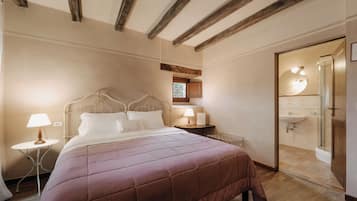 Superior Double or Twin Room, Patio, Garden View | Free WiFi