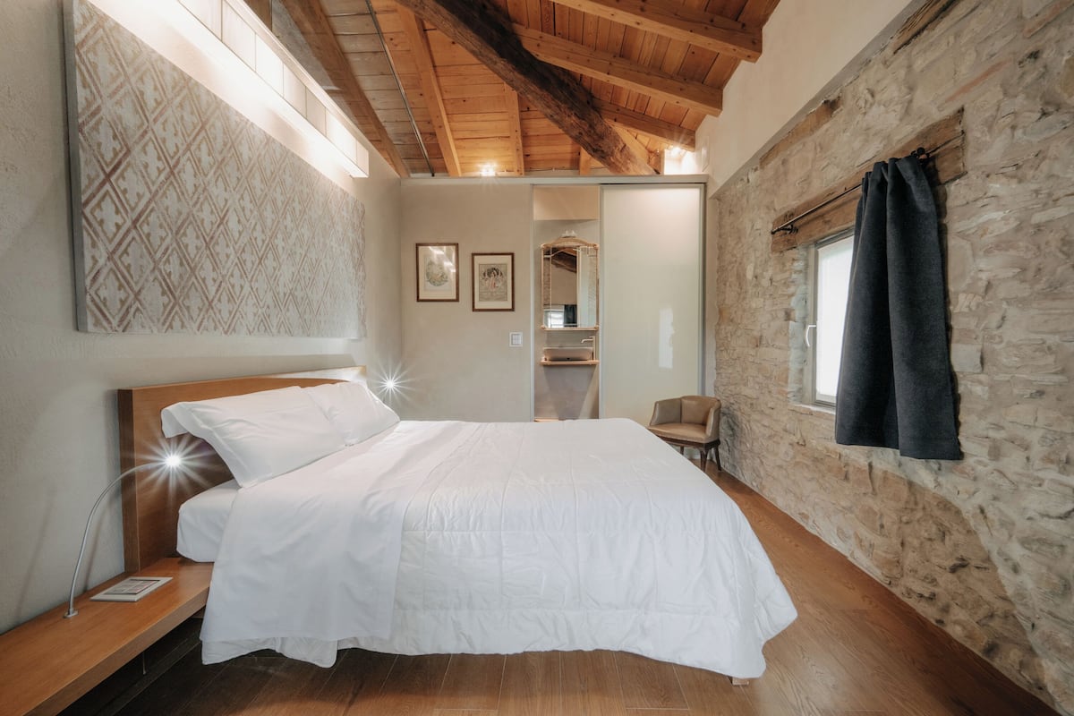 Habitación Deluxe doble, vistas al campo de golf | Wifi gratis