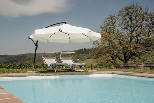 LODOLE COUNTRY HOUSE