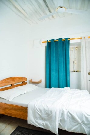 Felles sovesal – basic, byutsikt | Wi-fi (inkludert)