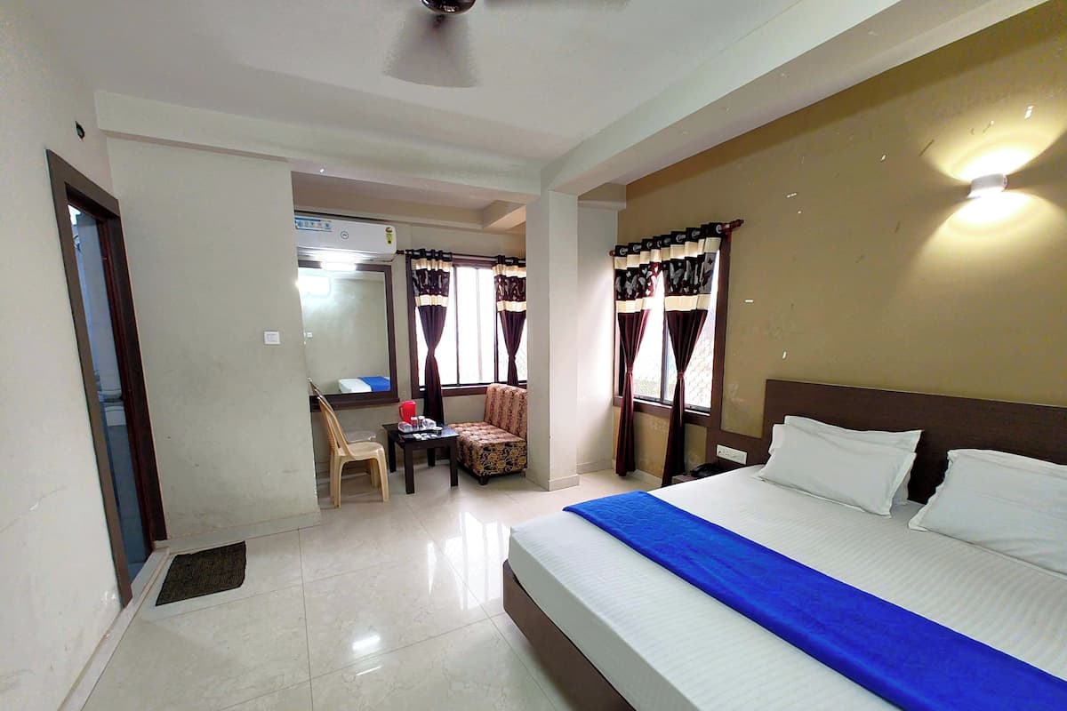 デラックス ダブルルーム | 低刺激性寝具、セーフティボックス (室内)、デスク、防音設備