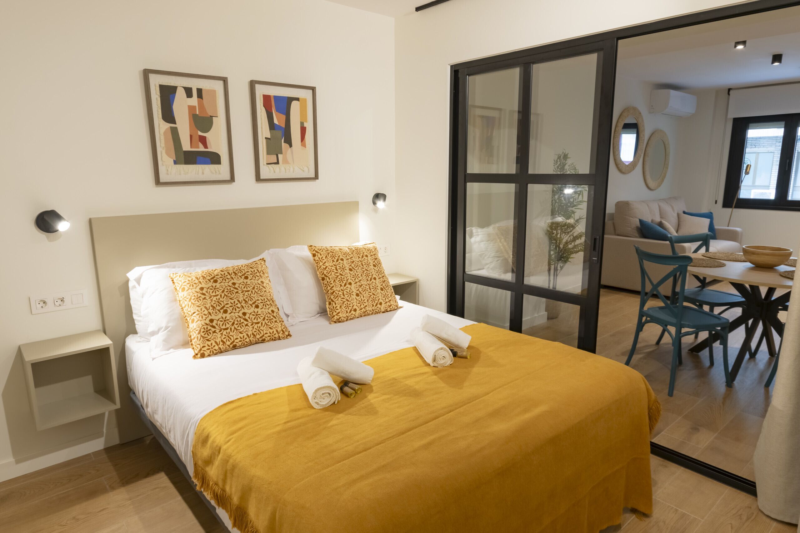 Iron/ironing board, free WiFi, bed sheets