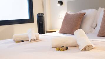 Fer et planche à repasser, Wi-Fi gratuit, draps fournis