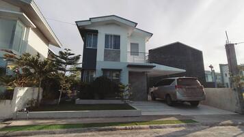 House, 3 Bedrooms, Accessible, Smoking | Exterior