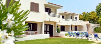 ออรา วิลเลจ ซิตี้ บีช อพาร์ตเมนต์  