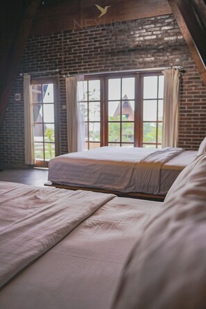 Deluxe Cottage, Patio, Mountain View | Desk, soundproofing, free WiFi - Jambu Klutuk Resort (Parakan)