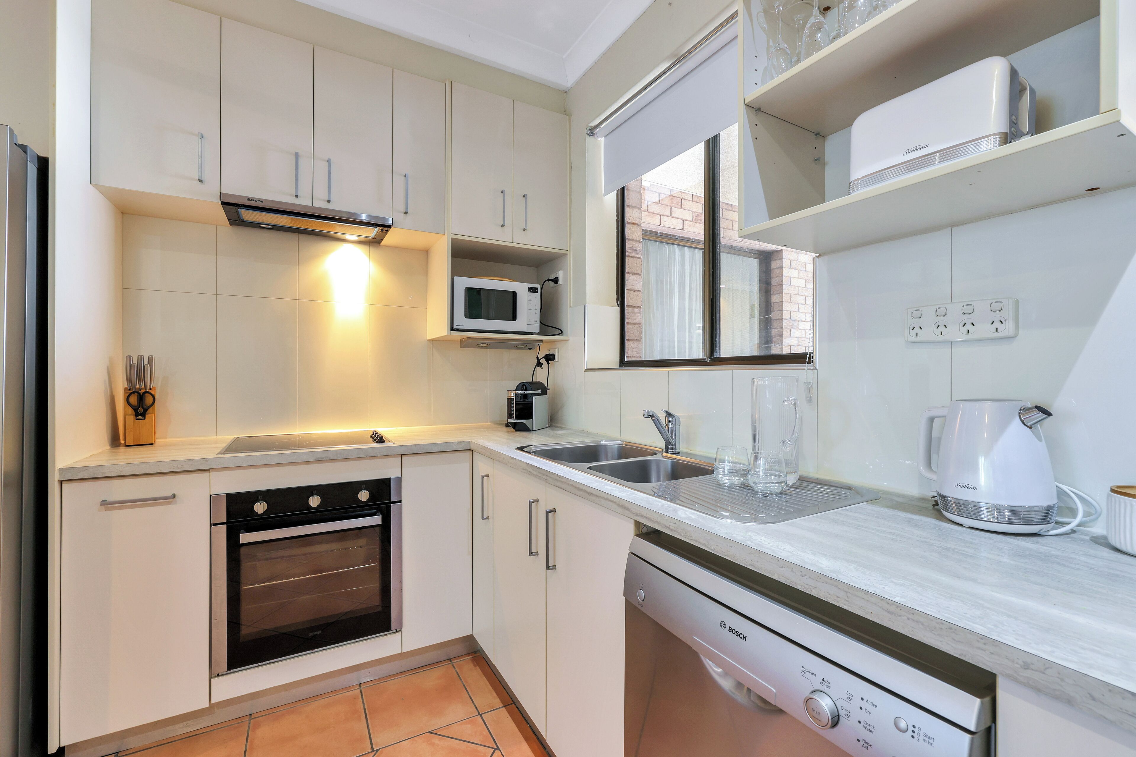 Microwave, oven, stovetop, dishwasher