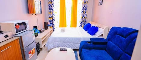 1 bedroom, iron/ironing board, WiFi, bed sheets