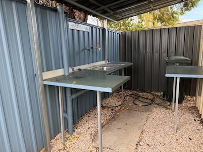 3 by the Sea at Coobowie Unit 2 - 2 bedrooms - dog friendly-Off peak special!