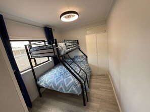 2 bedrooms, iron/ironing board