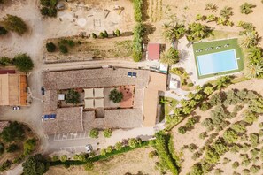 Exterior - Agriturismo Ponte Calatrasi Room '16' with Mountain View, Wi-Fi and Air Conditioning (Monreale)