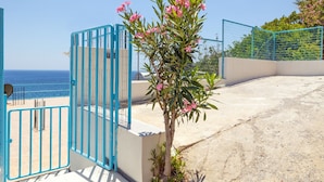 House - The Libyan Coast House (Archanes-Asterousia)