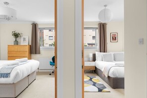 2 bedrooms, iron/ironing board, free WiFi, bed sheets